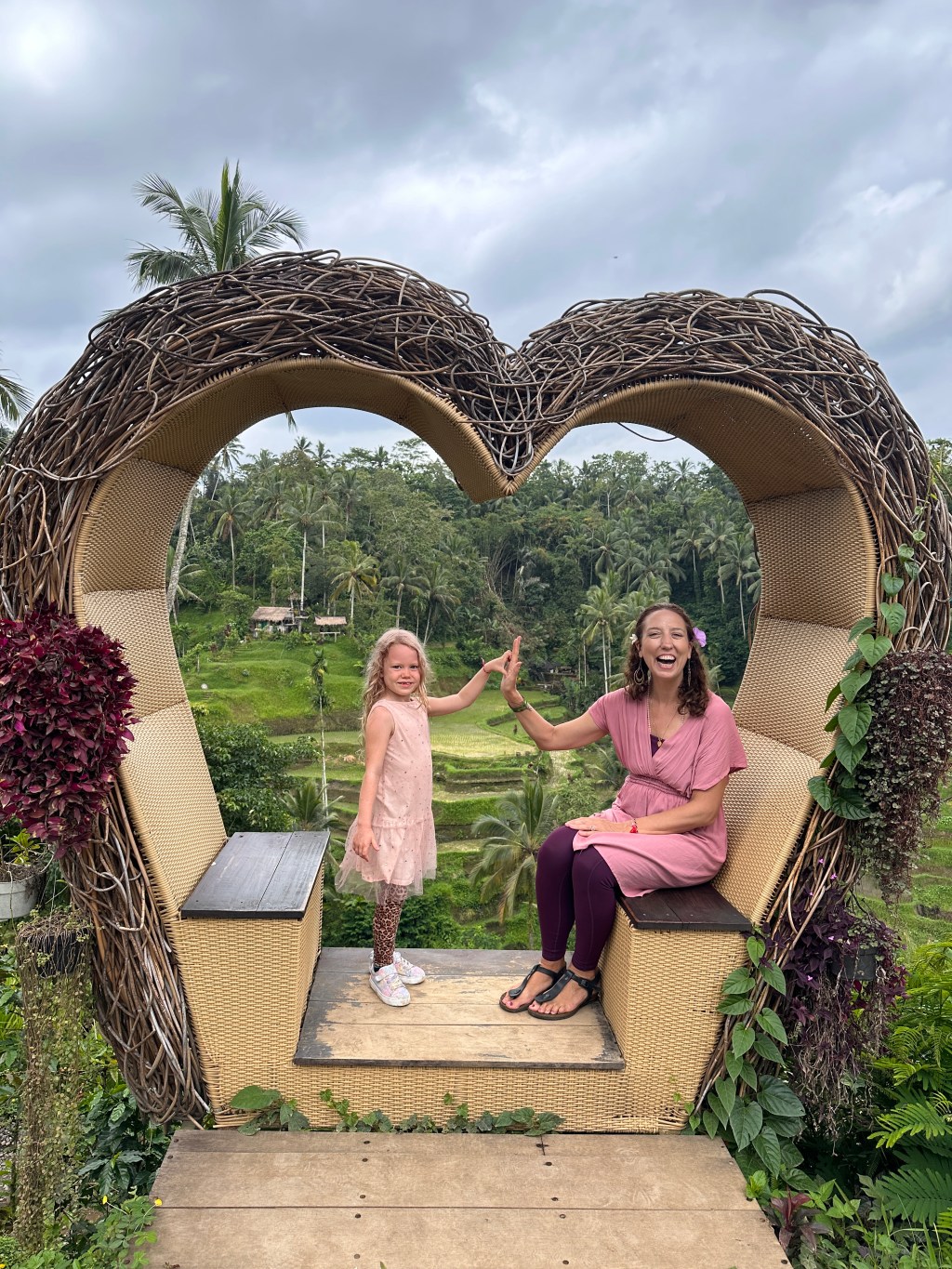 Exploring the Splendor of Purva Phalguni Nakshatra: Radiance, Creativity, and&nbsp;Passion